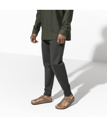 Birkenstock Gizeh Mocha store