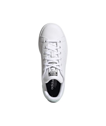 Adidas Stan Smith Junior est présent 